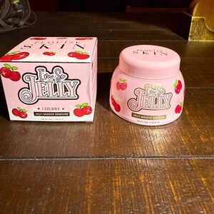 PLouise Skin, “I'm So Jelly Cherry Makeup Remover” and Sheet Mask